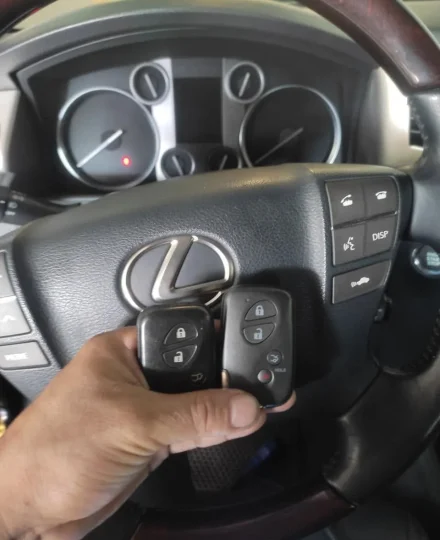 home-service-3-car-keys